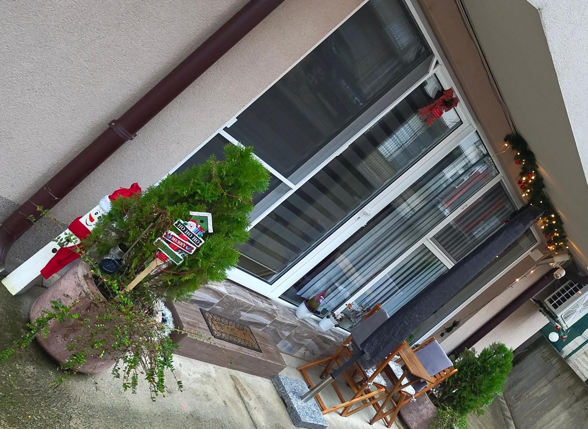 Velvita Central Sliven 外观 照片